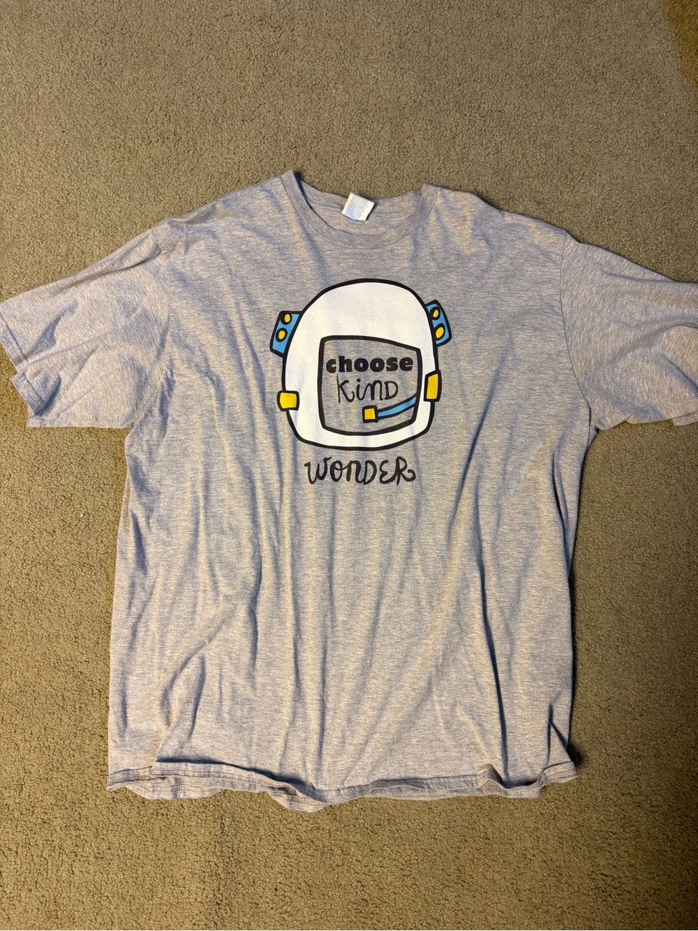 Choose Kind Wonder Graphic Teacher Tee - Light Gray with Yellow & Blue Accents